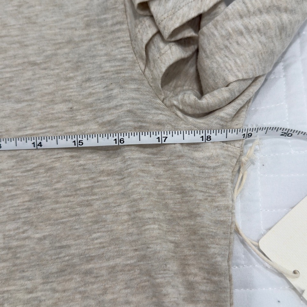 ana A New Approach Oatmeal Heather Ruffle Shoulder Smocked Top PS NEW - Picture 7 of 9